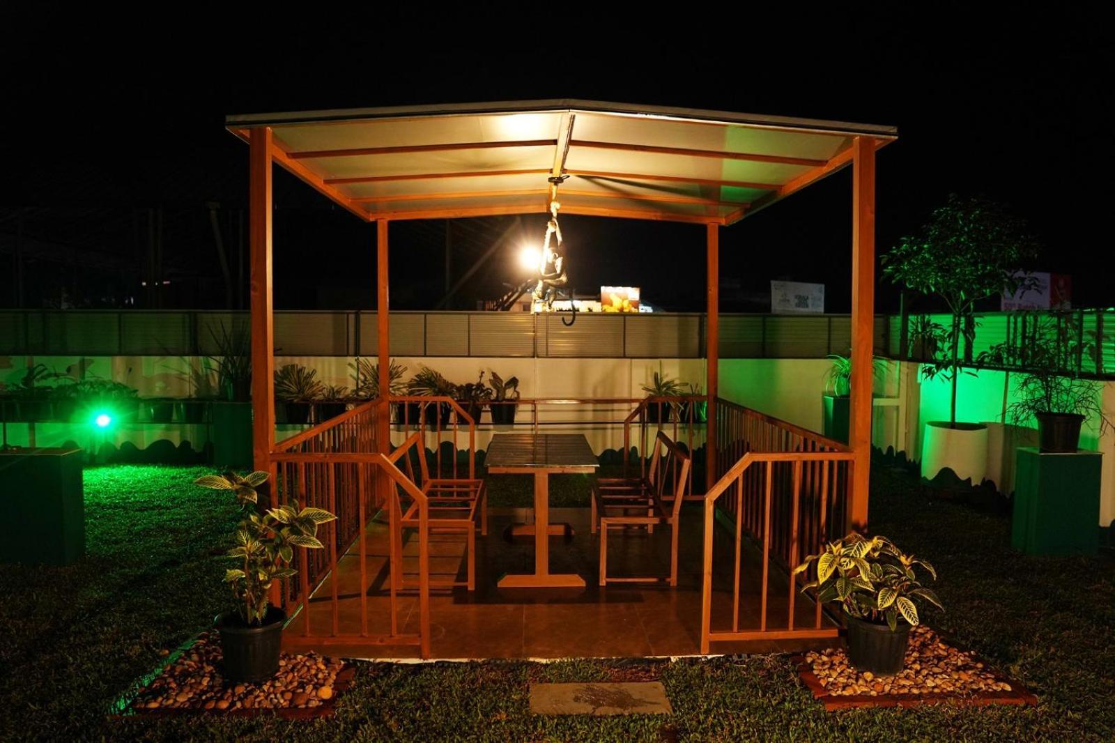 Universal Residency Perumpavur ภายนอก รูปภาพ