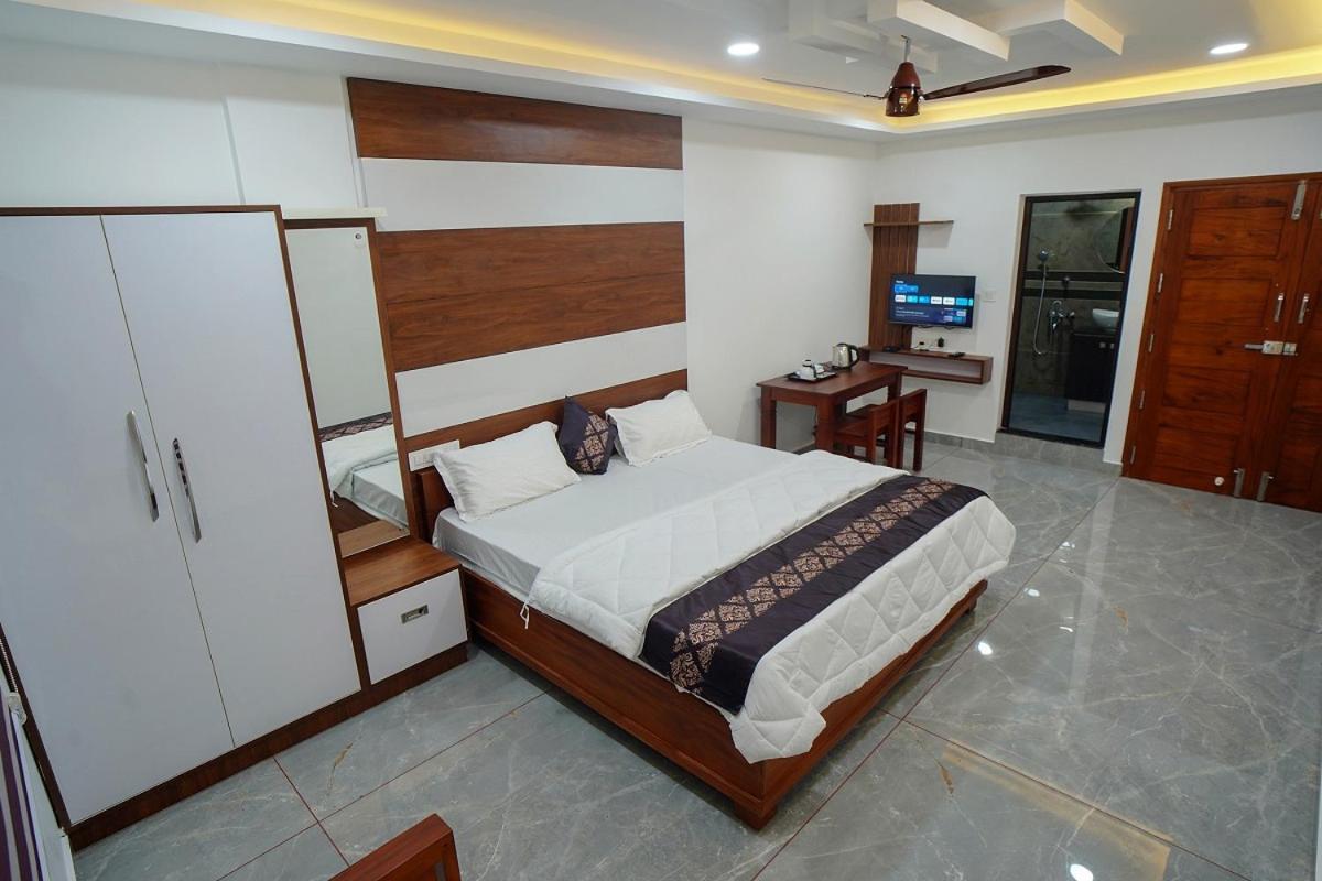 Universal Residency Perumpavur ภายนอก รูปภาพ